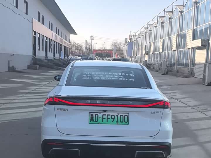 Фото 4 - Geely Galaxy L6