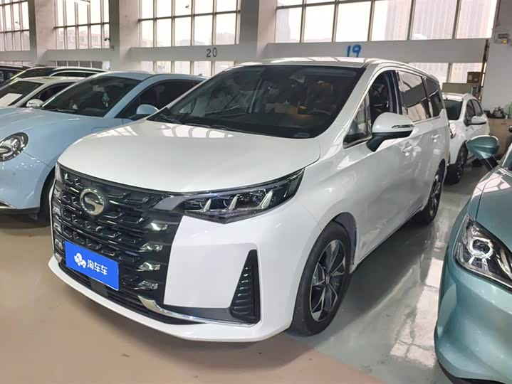 Фото 1 - GAC Trumpchi M6