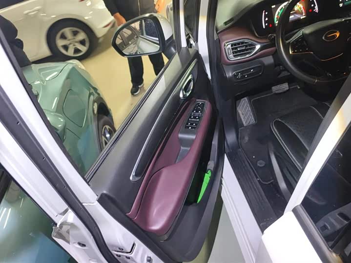 Фото 7 - GAC Trumpchi M6