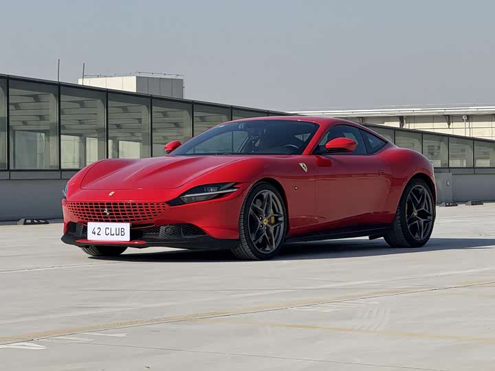 Фото 3 - Ferrari Roma