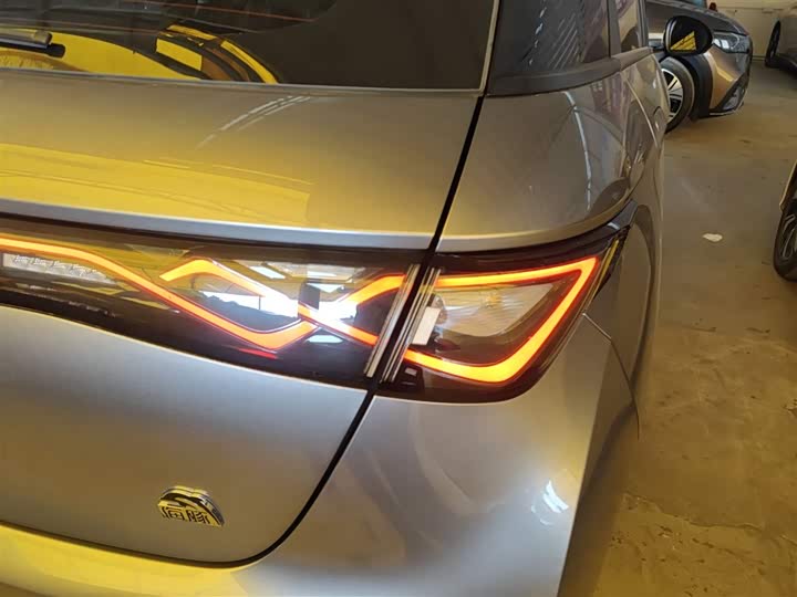 Фото 8 - BYD Dolphin