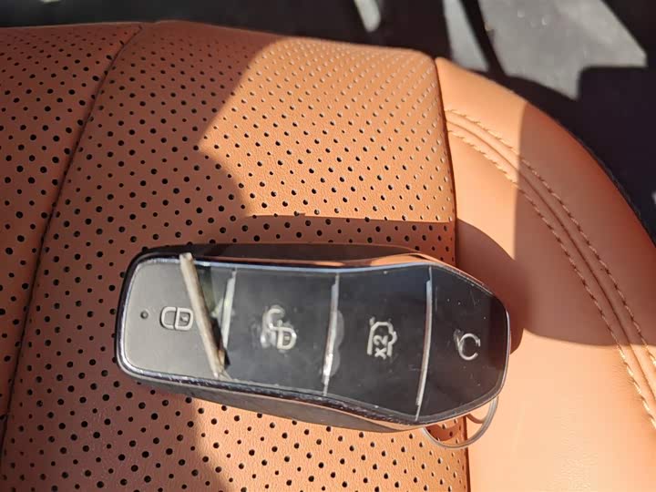 Фото 9 - BYD Dolphin