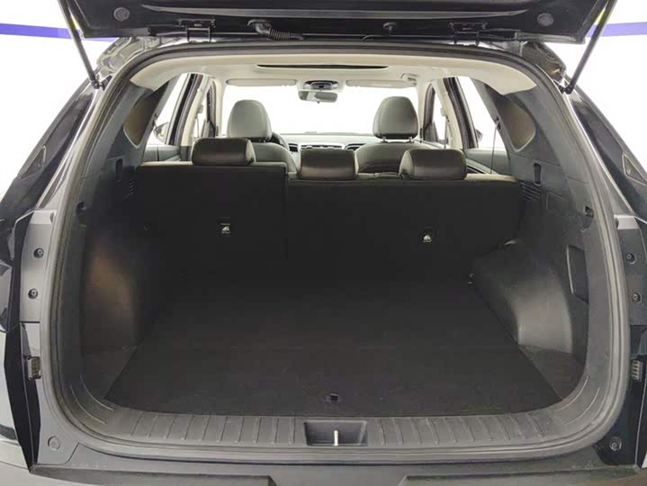 Фото 4 - Hyundai Tucson L