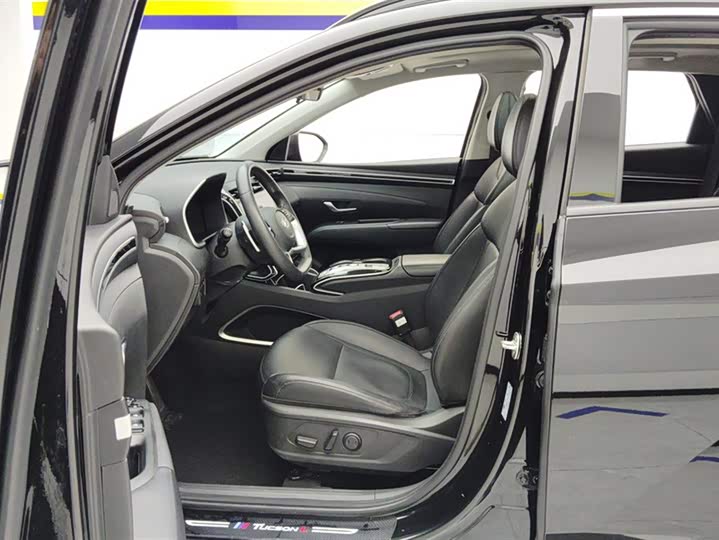 Фото 9 - Hyundai Tucson L