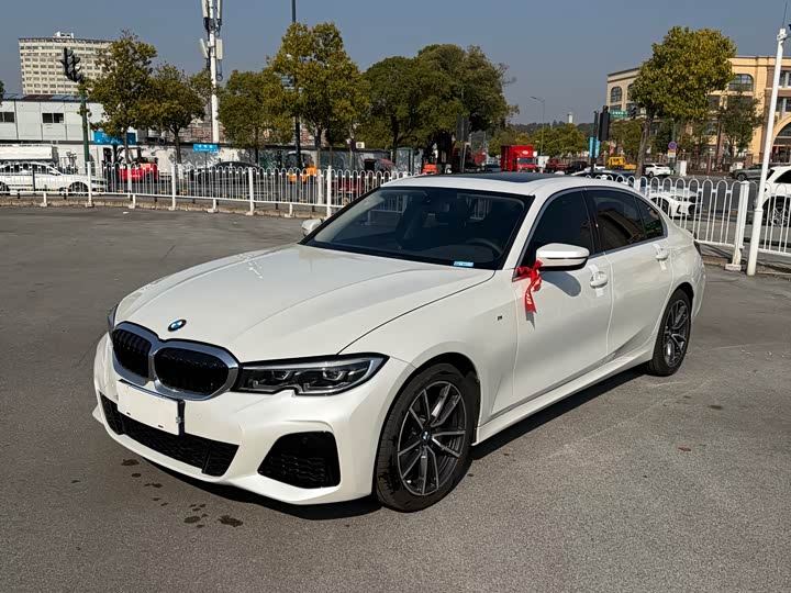 Фото 1 - BMW 3 Series