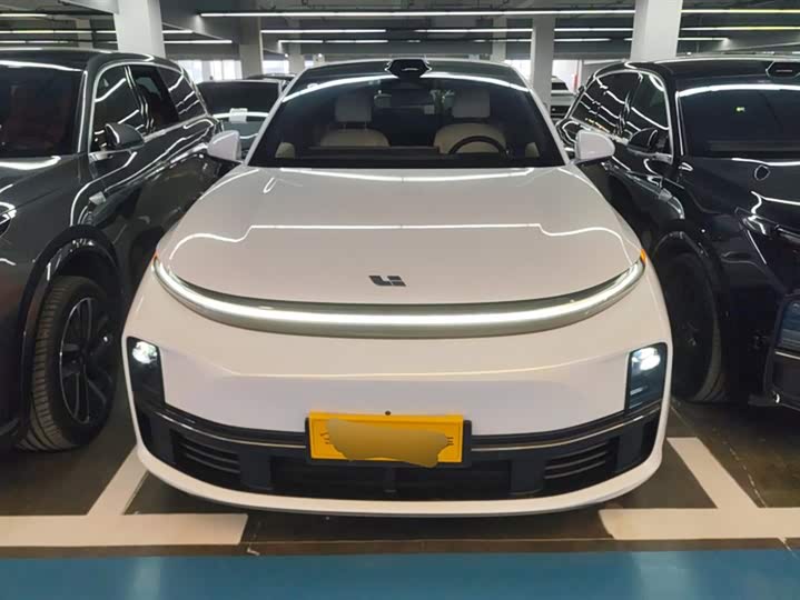 Фото 2 - LiXiang L7