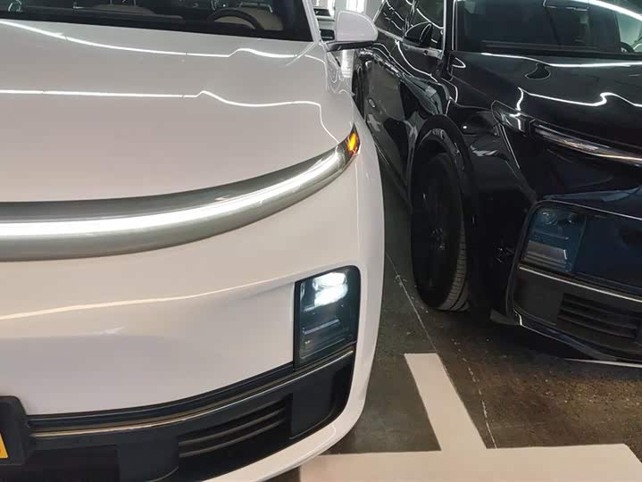 Фото 5 - LiXiang L7