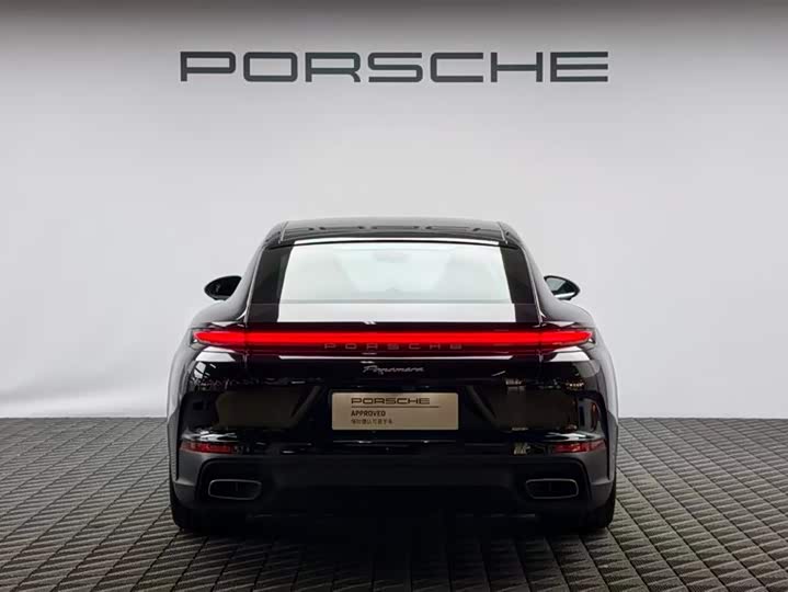 Фото 5 - Porsche Panamera