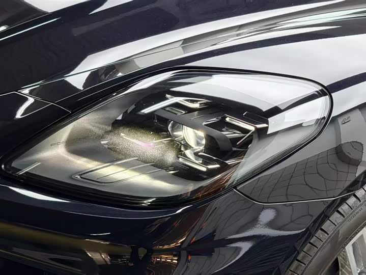 Фото 7 - Porsche Panamera