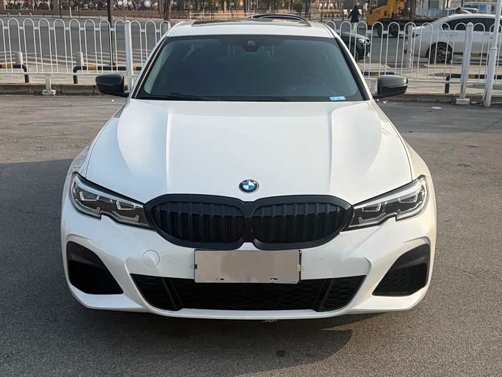 Фото 2 - BMW 3 Series