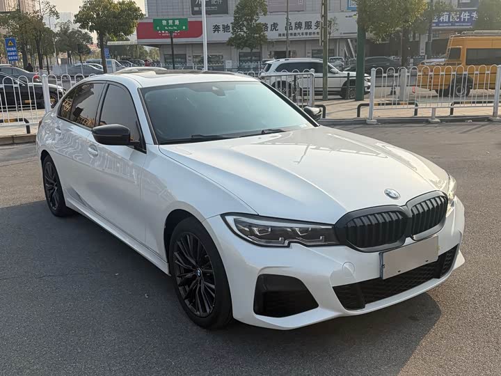 Фото 3 - BMW 3 Series