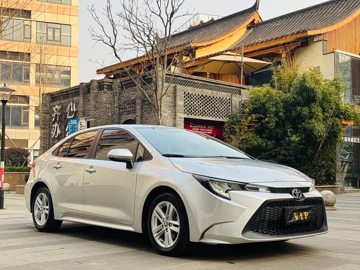 Фото 3 - Toyota Levin