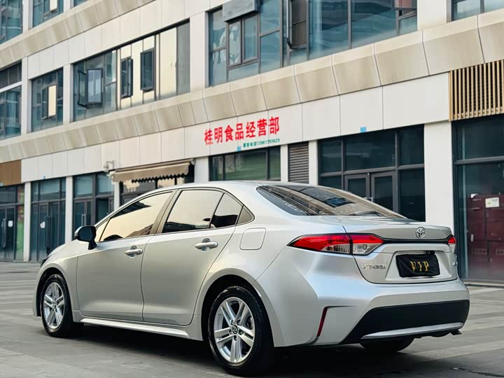 Фото 4 - Toyota Levin