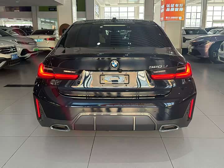 Фото 4 - BMW 3 Series