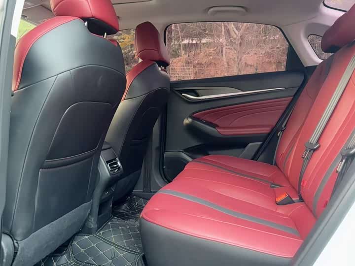 Фото 6 - Changan Eado Plus