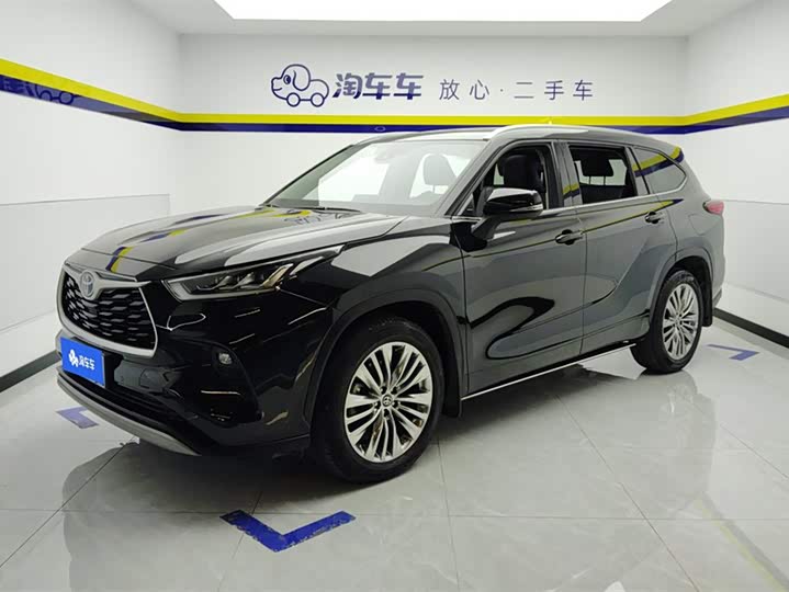 Фото 1 - Toyota Highlander