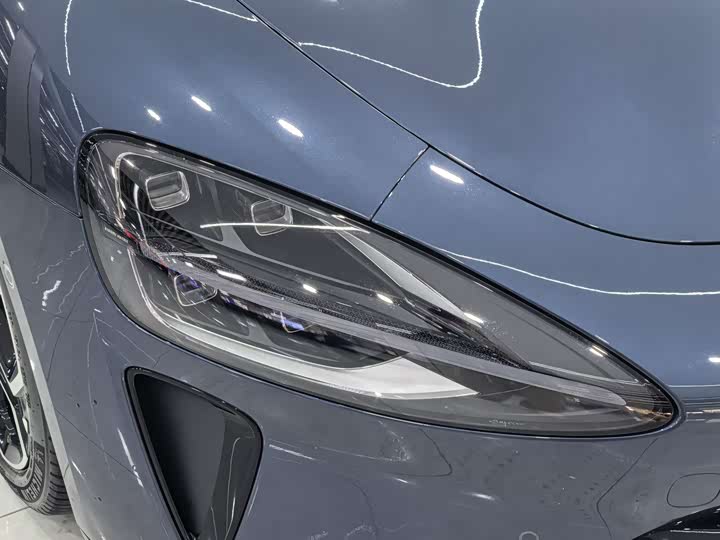 Фото 3 - Xiaomi SU7