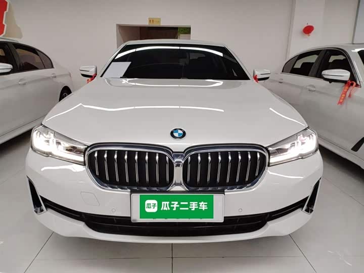 Фото 3 - BMW 5 Series