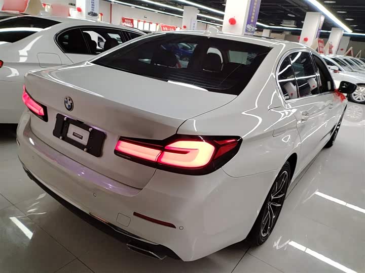 Фото 7 - BMW 5 Series