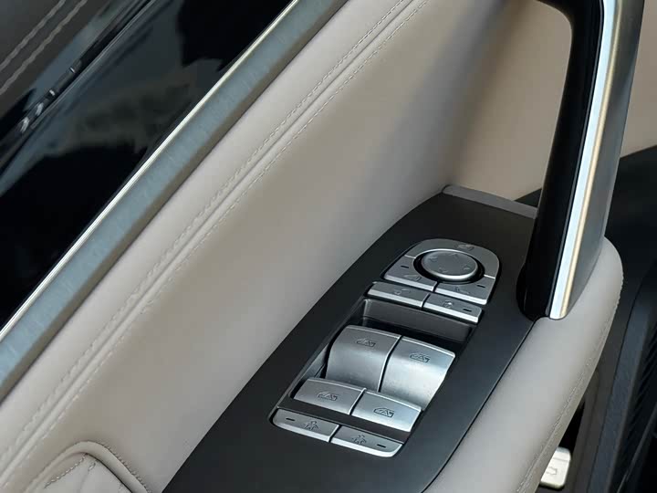 Фото 7 - BYD Tang Hybrid/EV