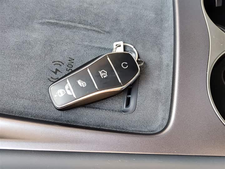 Фото 8 - BYD Sea Lion 07 DM-i Hybrid