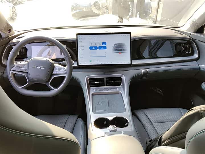 Фото 9 - BYD Sea Lion 07 DM-i Hybrid