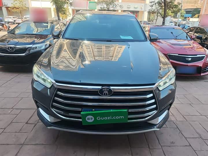 Фото 3 - BYD Song Pro