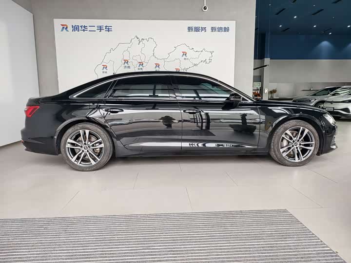 Фото 3 - Audi A6L