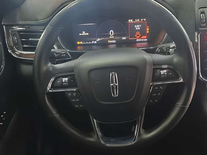 Фото 4 - Lincoln Continental