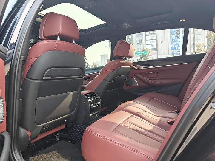 Фото 7 - BMW 5 Series