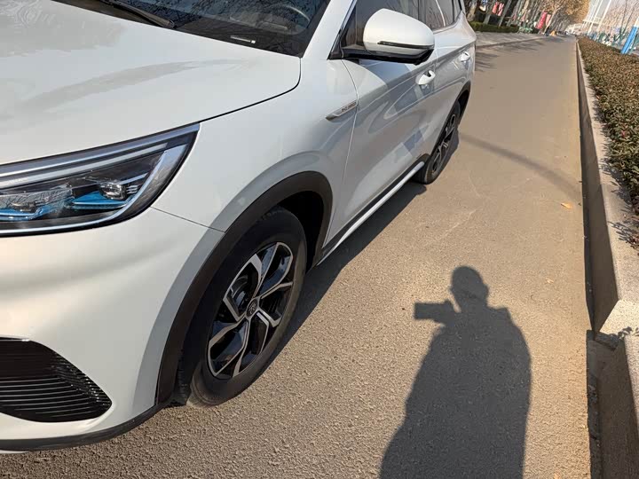 Фото 3 - BYD Yuan Plus