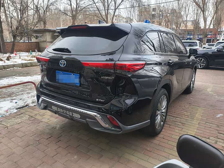 Фото 4 - Toyota Highlander