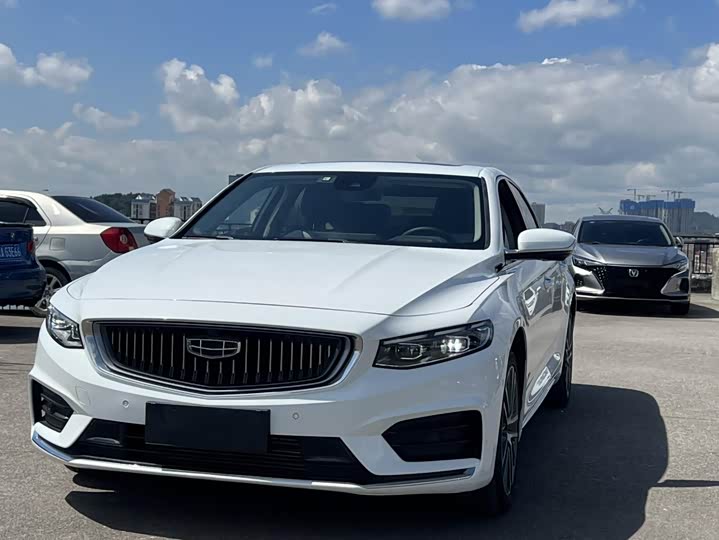 Фото 1 - Geely Preface