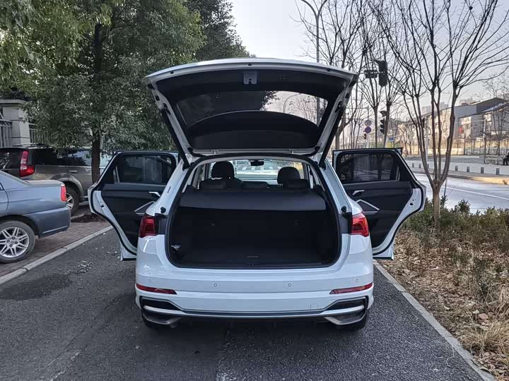 Фото 7 - Audi Q3