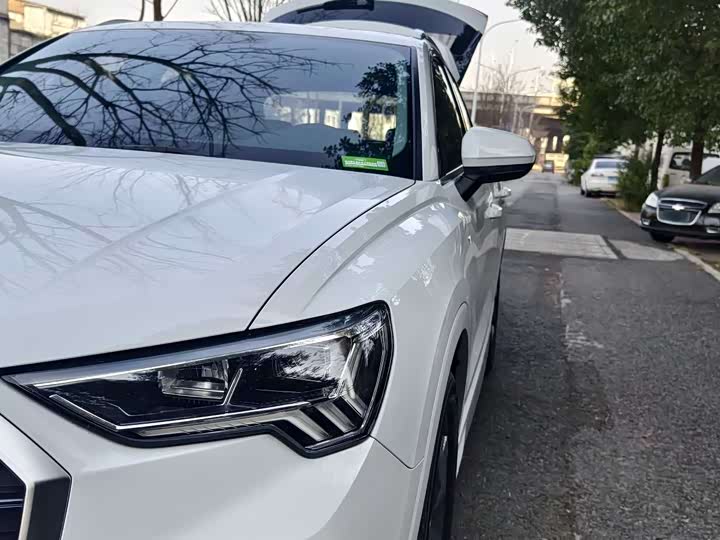 Фото 9 - Audi Q3