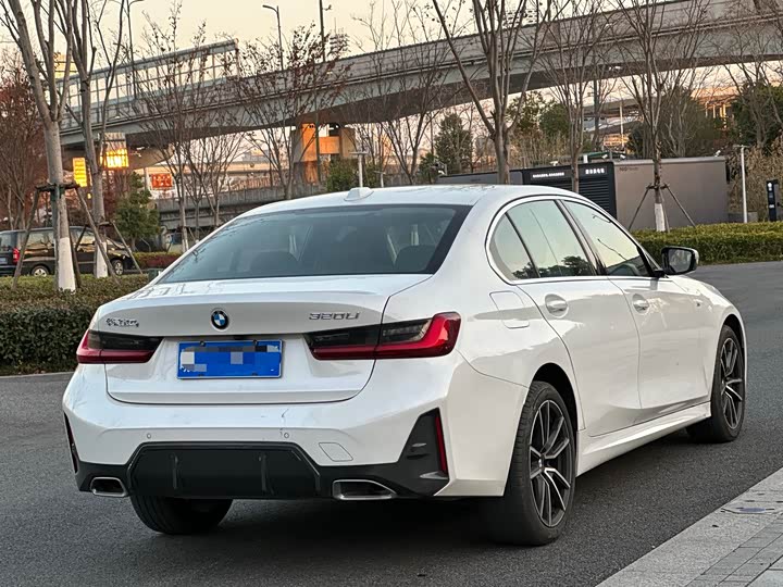 Фото 6 - BMW 3 Series