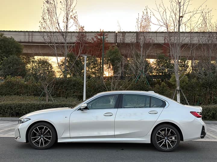 Фото 7 - BMW 3 Series