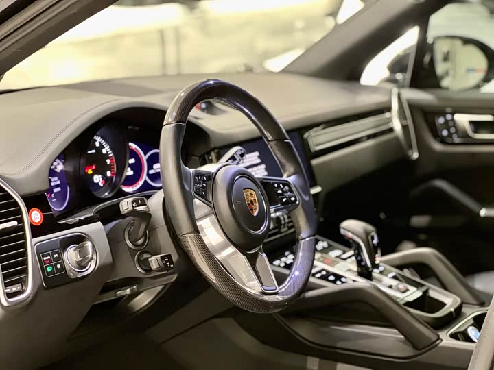 Фото 6 - Porsche Cayenne