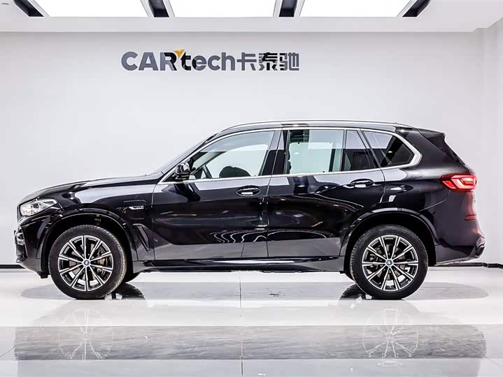 Фото 3 - BMW X5 Hybrid