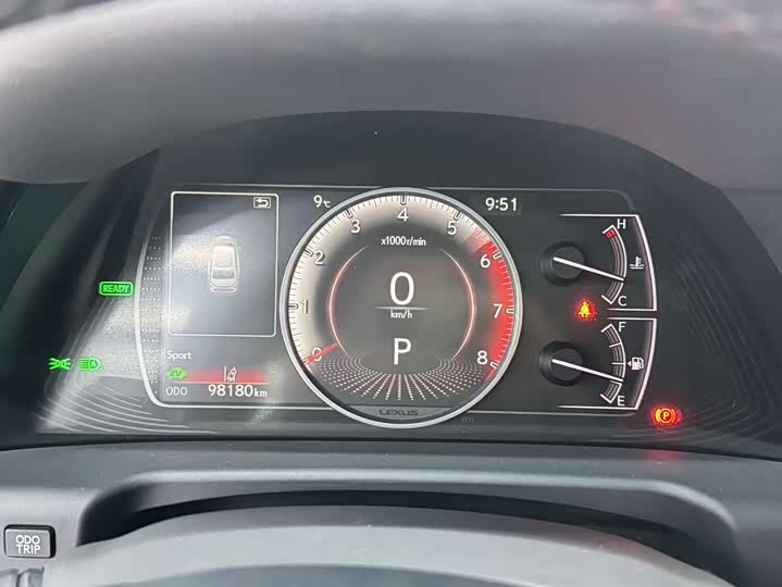 Фото 6 - Lexus ES