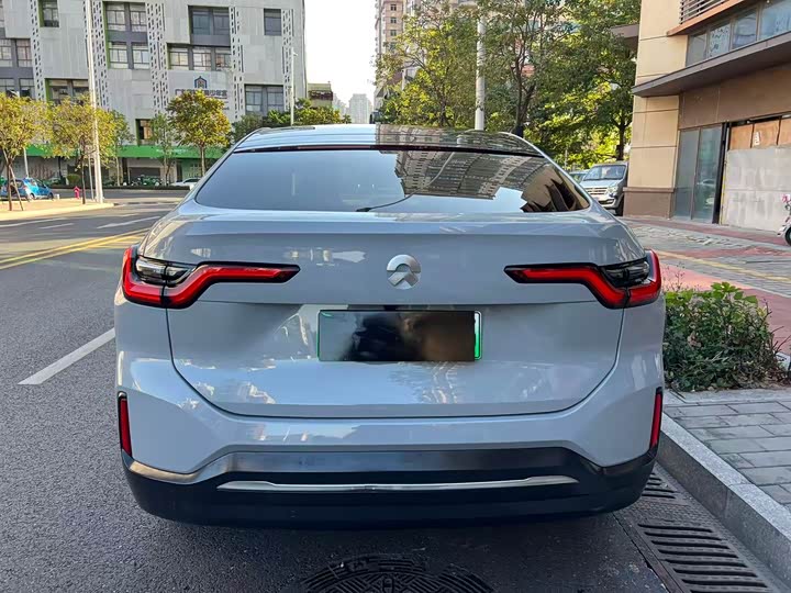 Фото 5 - Nio EC6