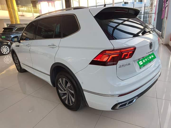 Фото 5 - Volkswagen Tiguan L Hybrid