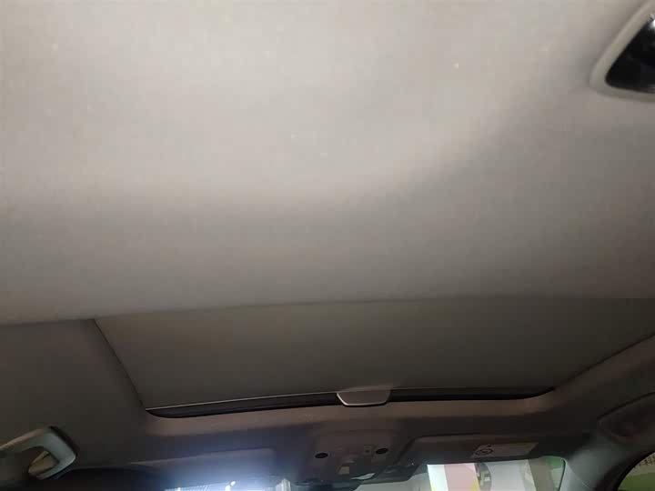 Фото 8 - Audi Q2L