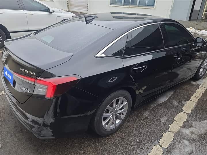 Фото 3 - Honda Integra