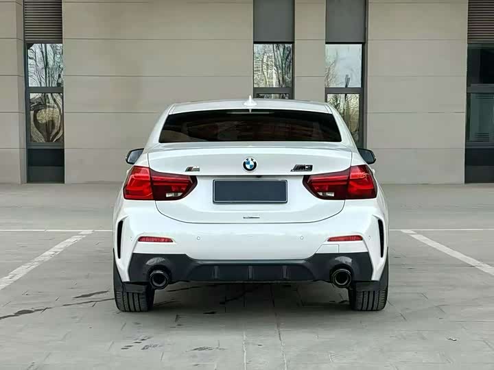Фото 5 - BMW 1 Series