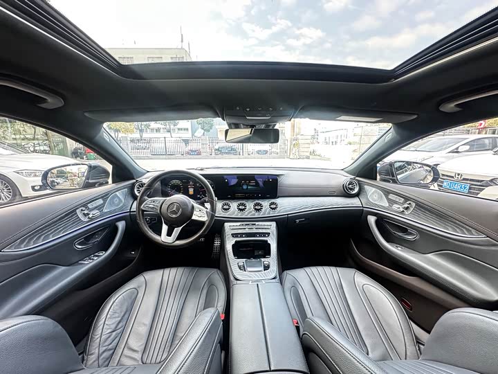 Фото 9 - Mercedes-Benz CLS-Class
