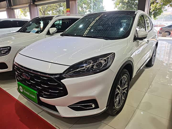 Фото 1 - Ford Escape