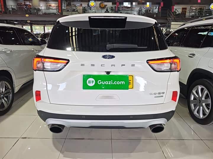 Фото 6 - Ford Escape