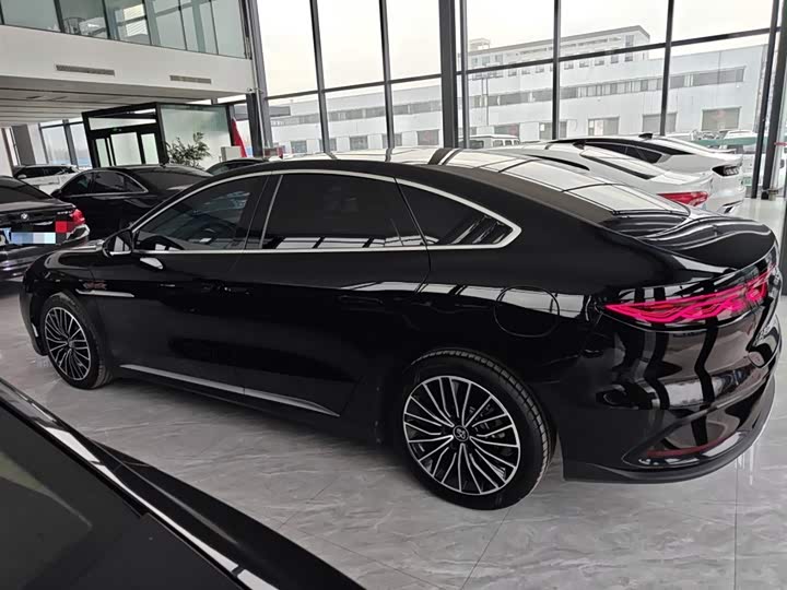 Фото 5 - BYD Han