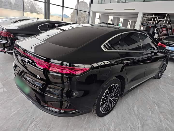 Фото 7 - BYD Han